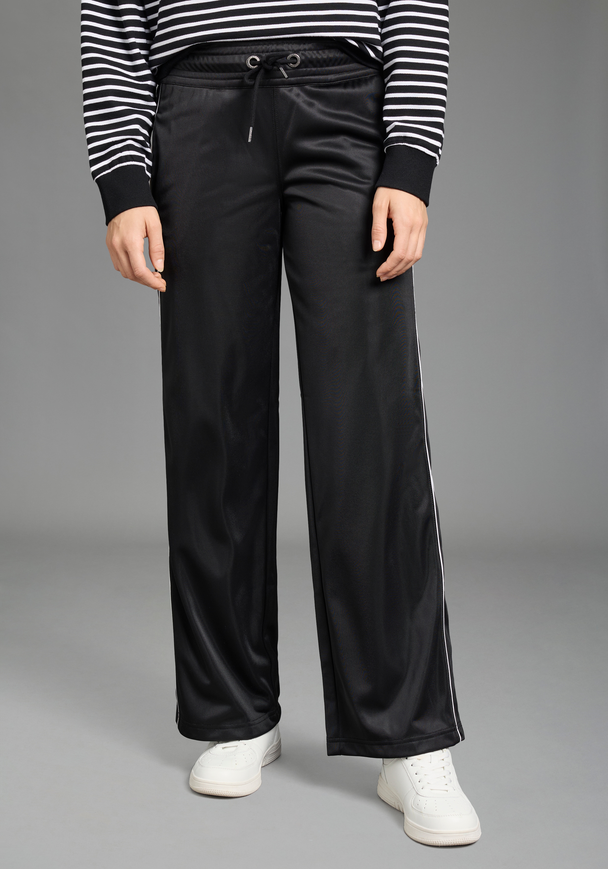 Sporthose KANGAROOS, Damen, Gr. 36, N-Gr, schwarz, Trikot, Obermaterial: 100% Polyester, bequem knöchellang, Hosen Sporthose, casual Trikot-Hose, bequemer Schnitt, mit Bindeband am Bund