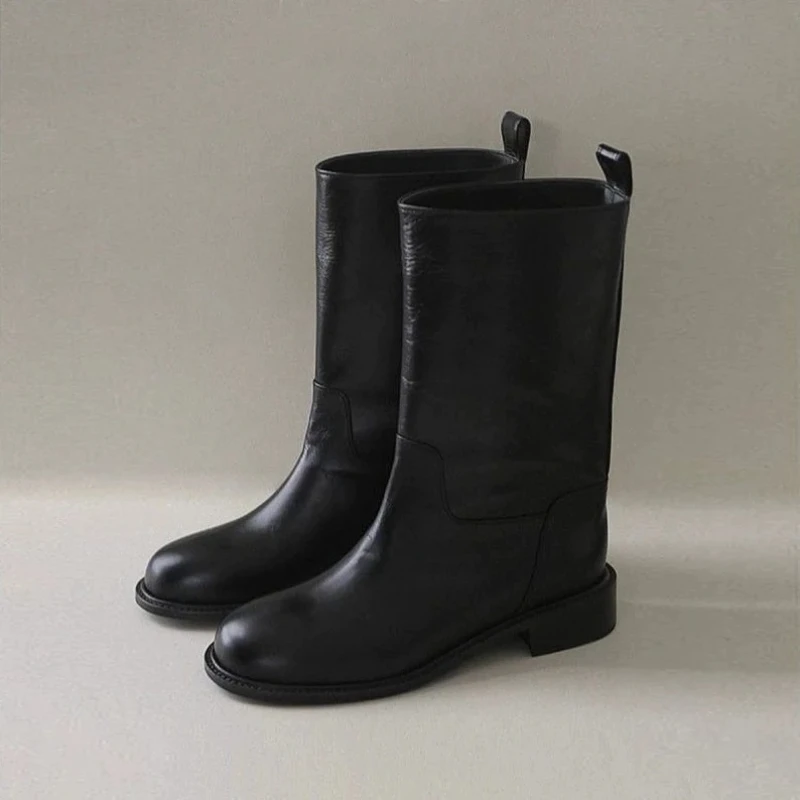 Street Style Damen-Stiefel mit niedrigem Absatz, mittelhohe Stiefel, runde Zehenpartie, Slip-On-Schuhe, Frühling und Herbst, prägnante Motorradstiefel für Damen