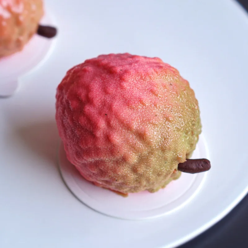 Neue simulierte dreidimensionale 8-eben-Litschi-Fruchtkerzen-Silikonform, französische Mousse-Dessert-Backform Image