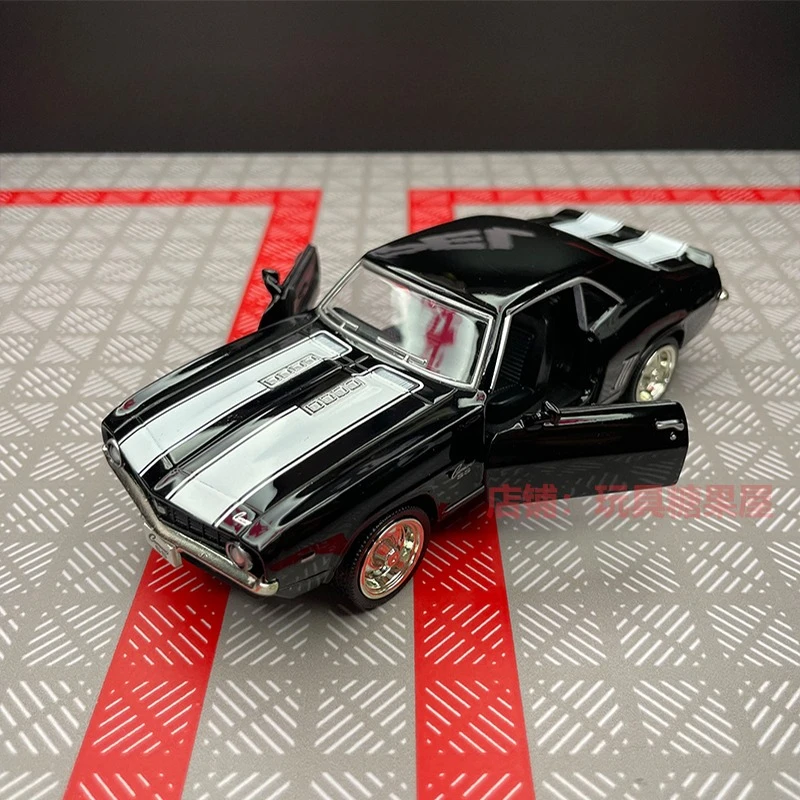 1:36 USA 1969 Camaro SS Vintage Hohe Simulation Diecast Metall Legierung Modell Auto Spielzeug Für Kinder Geschenk Sammlung Image