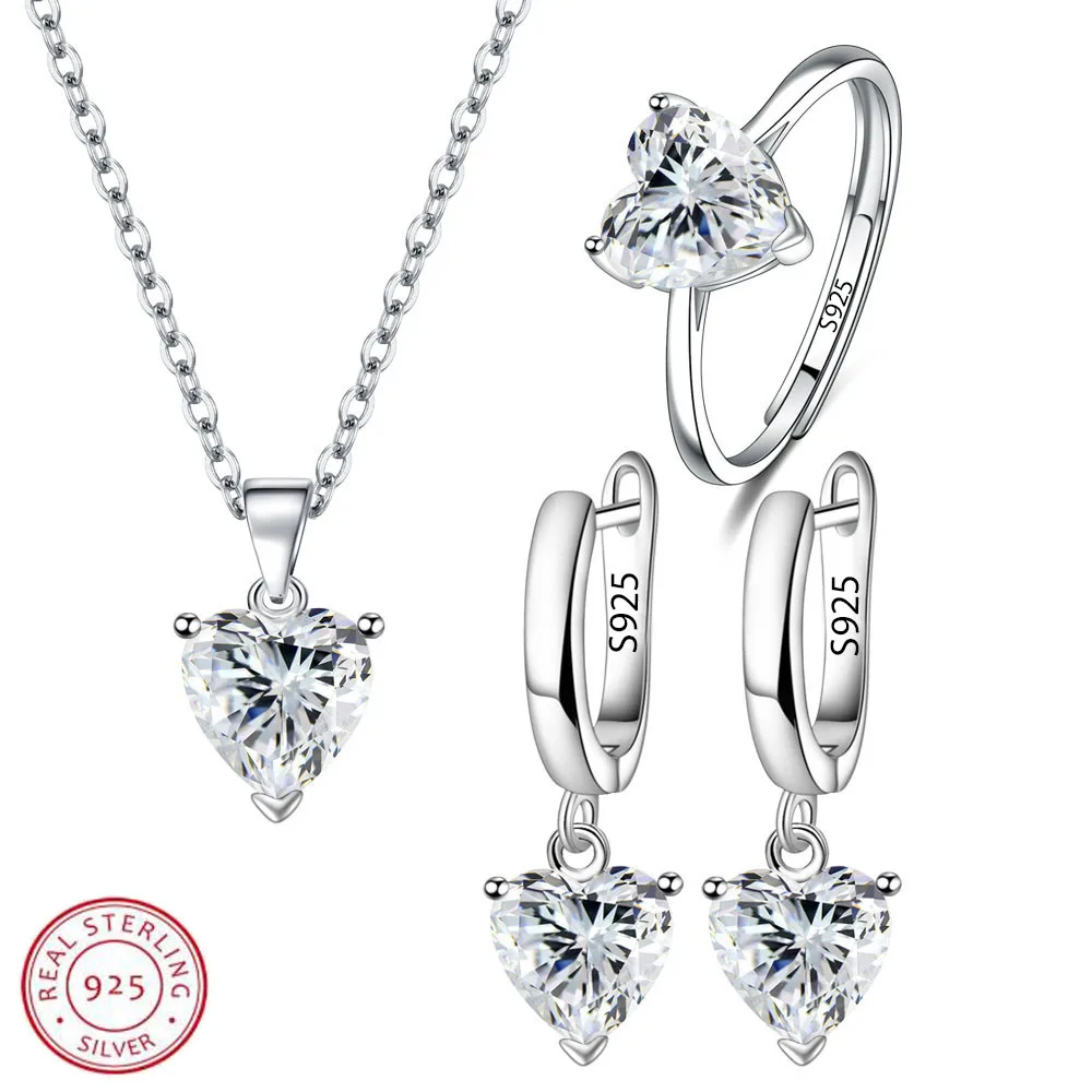 Set di gioielli in argento sterling 925 per donna, con anello, orecchini e collana con zirconi a forma di cuore, eleganti per matrimoni, Natale.