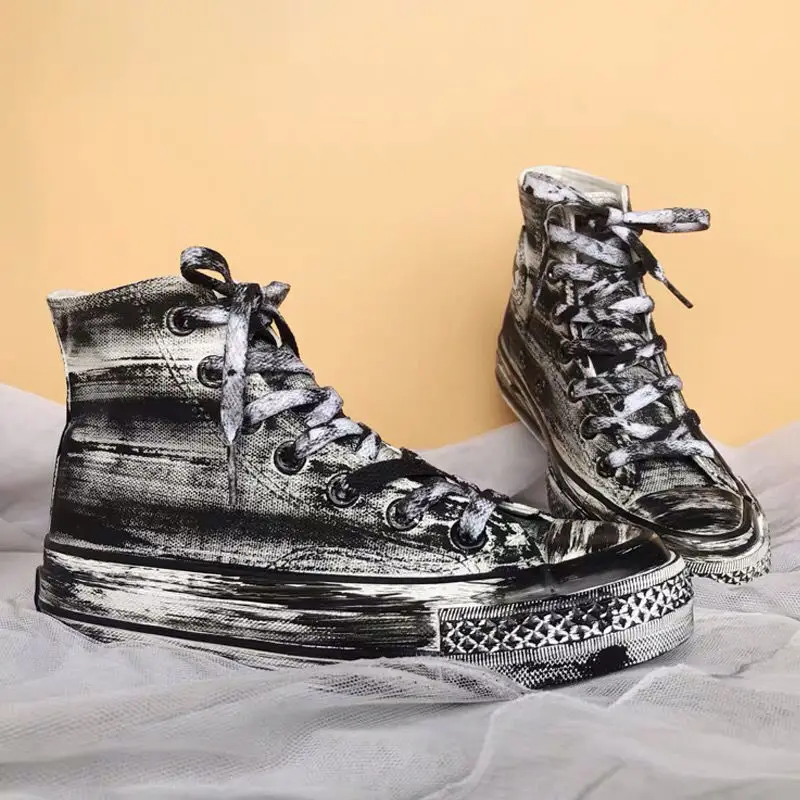 Graffiti Turnschuhe Männer Frauen schwarze Tinte schmutzige Schuhe Größe 35-44 College HipHop Stil Schul paar Schuhe 2024 Frühling Leinwand Sneaker