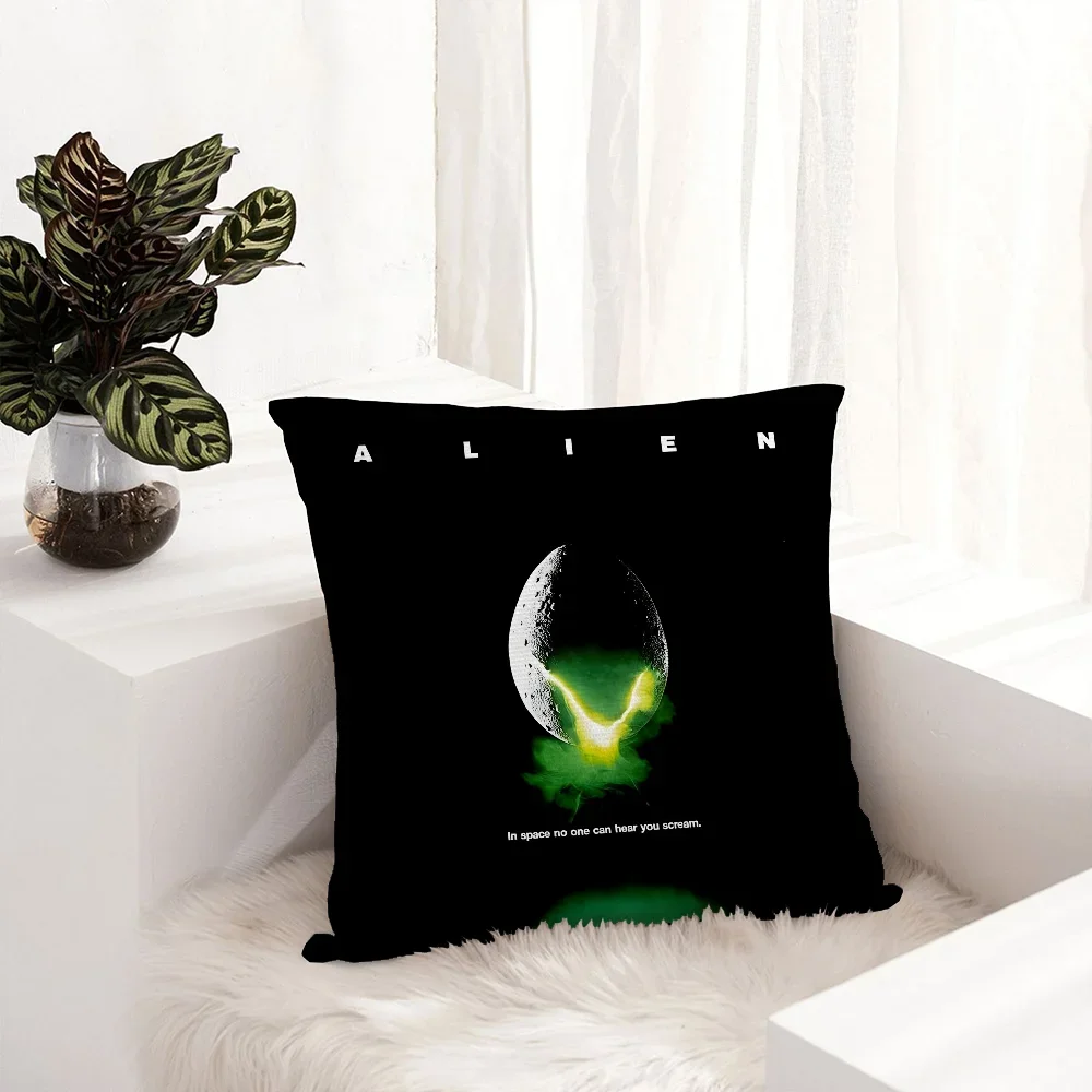 Horrorfilm A-Alien Kissenbezug Plüschstoff Weicher Kissenbezug Doppelseitiger Druck Sofakissenbezug Wurfkissenbezug Image
