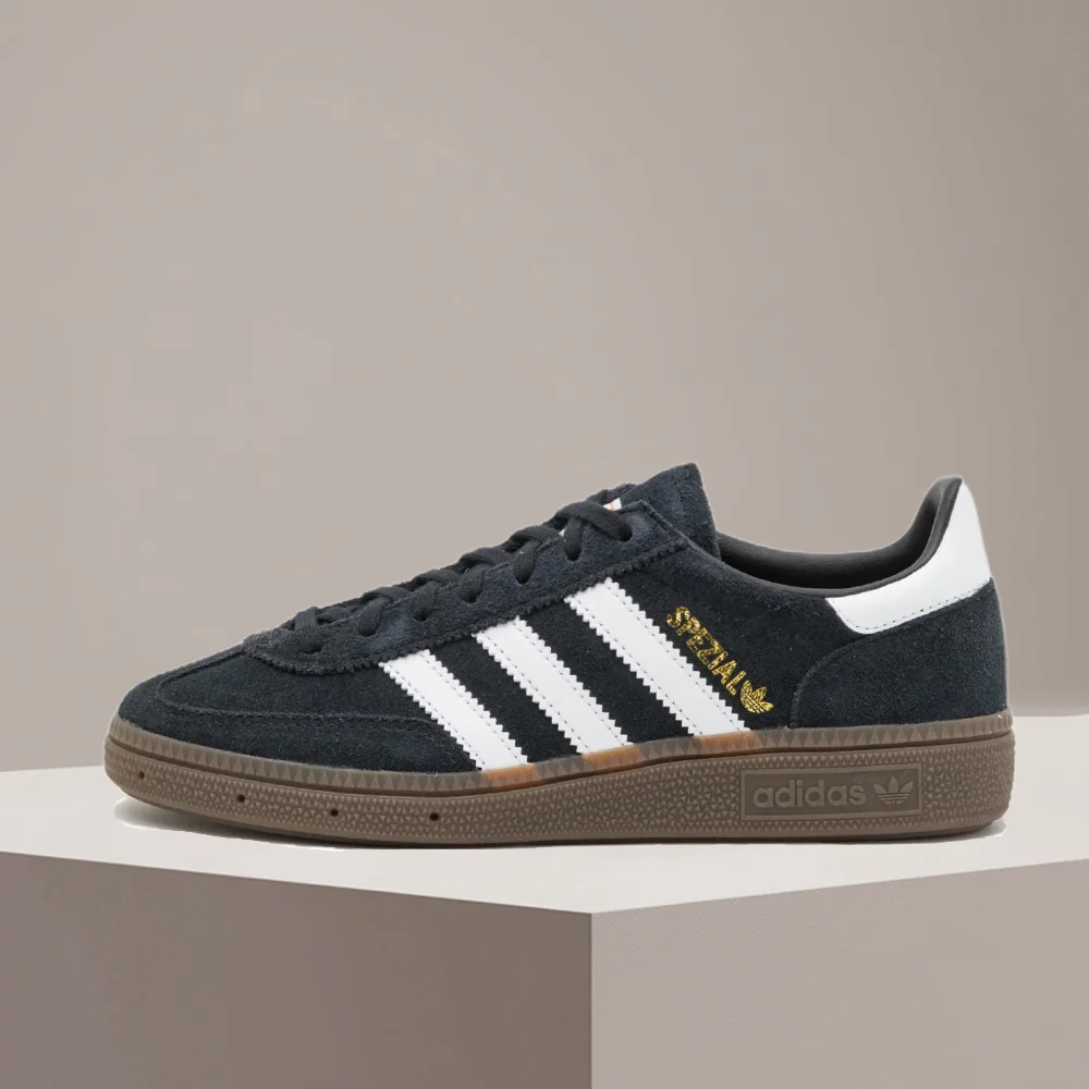 adidas Originals HANDBALLSPEZIAL Bequeme und vielseitige, rutschfeste und langlebige Low-Top-Sneaker für Männer und Frauen DB3021