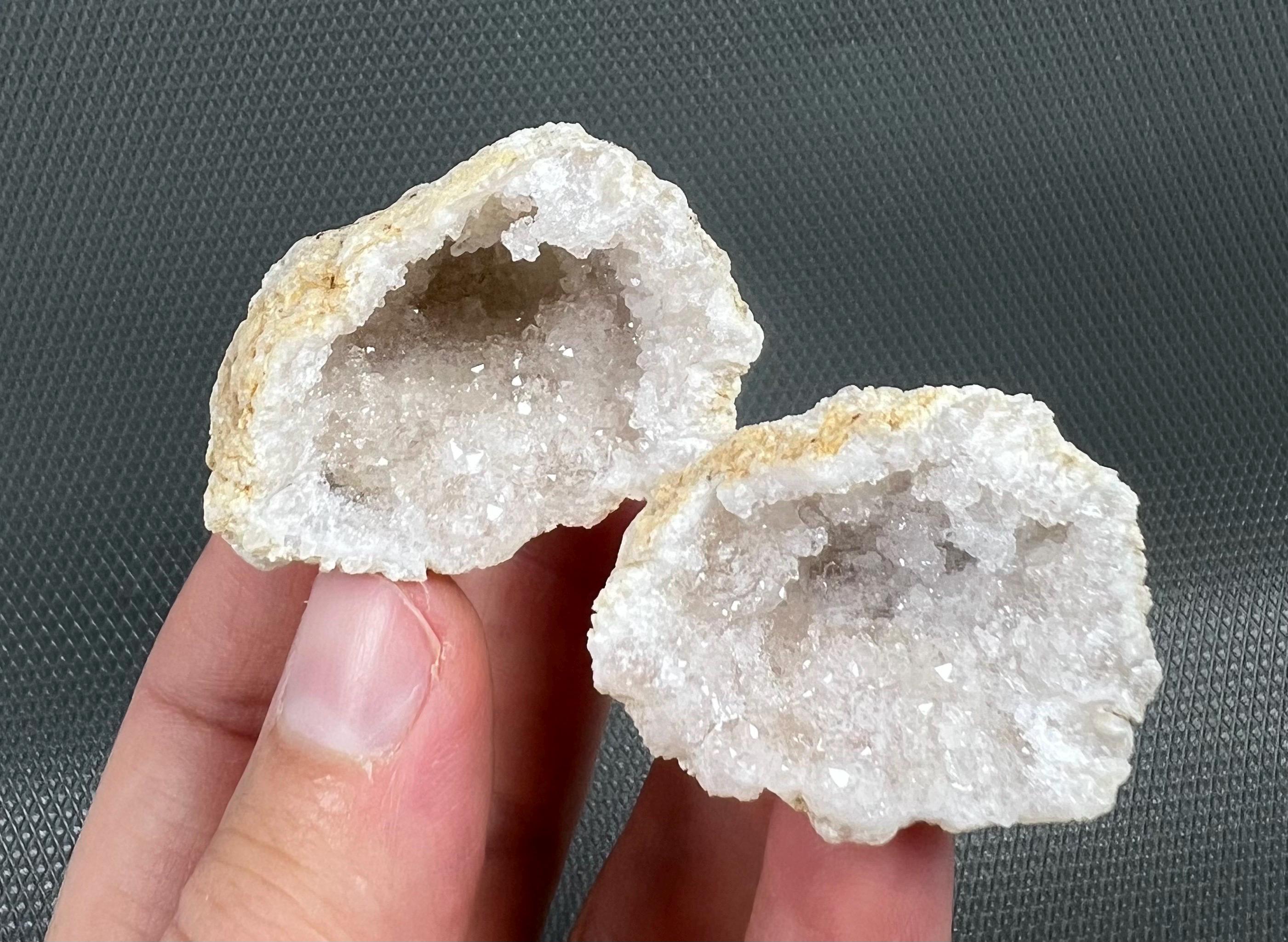 Incredibile geode di quarzo dal Marocco, geode di cristallo, geode Oco, minerale, cristallo, gemma, pietra preziosa, roccia, regalo, gioiello, NA2565