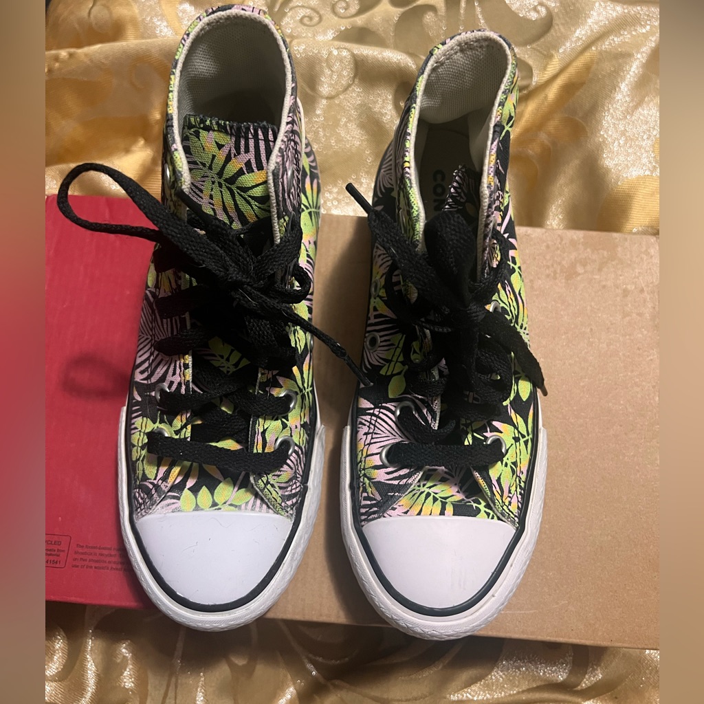 Converse Shoes | Converse Ctas Eva Lift Platform Sneaker Pink Green Black Canvas High Top Girls 2 | Color: Black/Pink | Size: 2bb