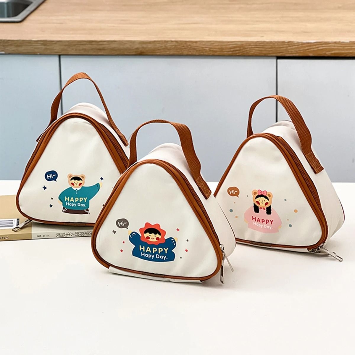 Mini Cartoon Thermal Lunch Bag Waterproof Insulated Portable Lunch Bag For Kids And Students triangle Capybara