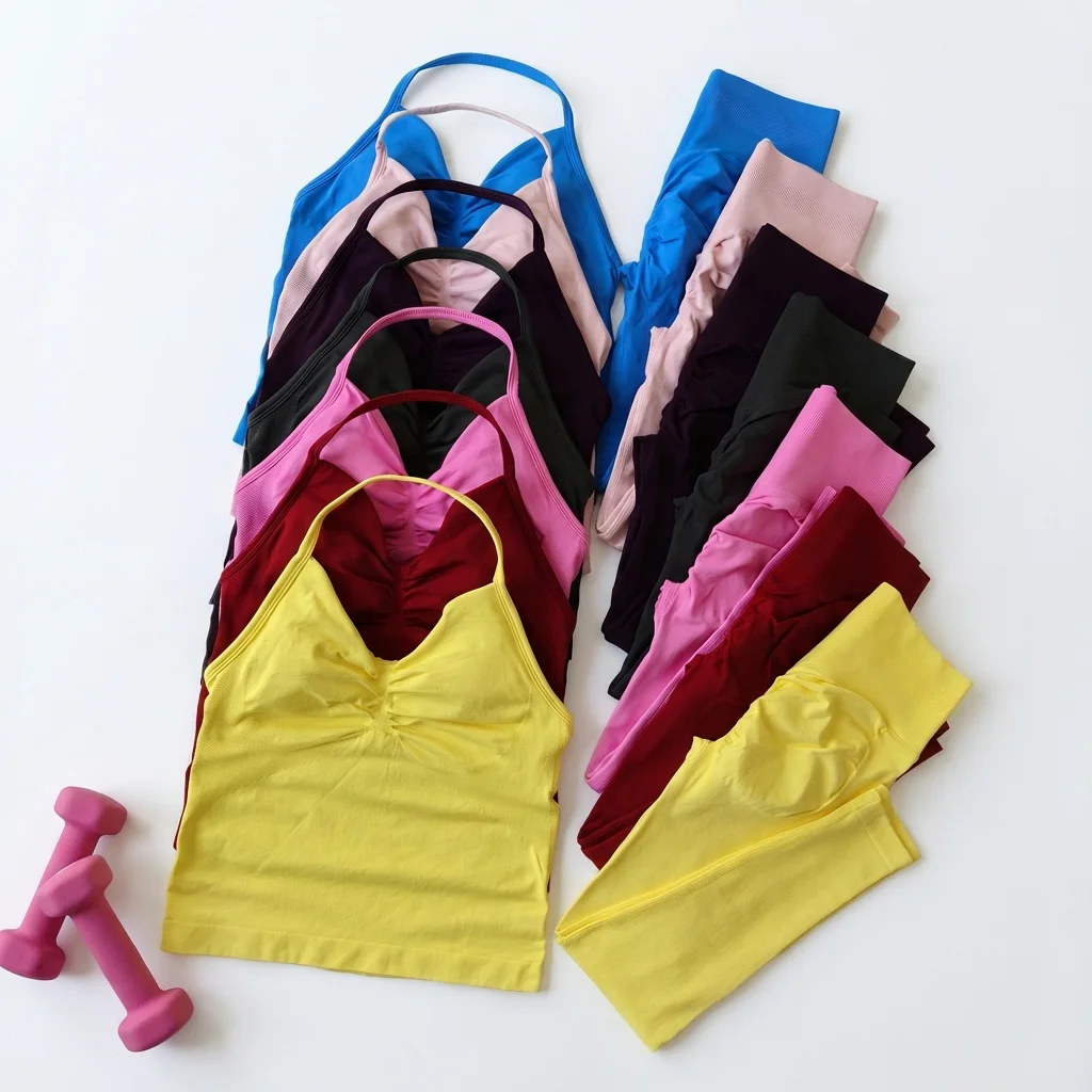 Ensemble de yoga 2 pièces pour femmes, hauts dos nu à bretelles, shorts taille haute sans couture, ensembles de vêtements de sport pour la salle de sport, vêtements de sport pour l'entraînement