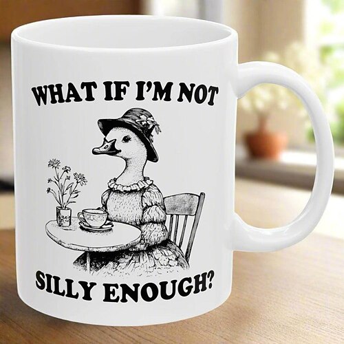Witzige Geschenktasse: „Was, wenn ich nicht albern genug bin?" Lustige Gans – einzigartige Kaffeetasse für Tierliebhaber und Humorfans Image