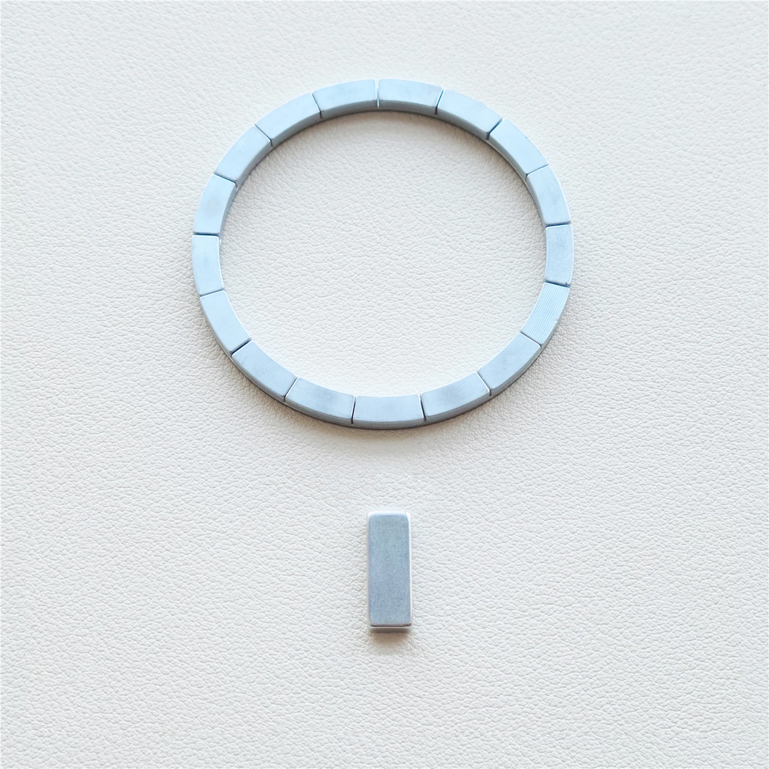 10er-Pack 3 mm N52 starker Magnet für Magsafe Power Bank kabelloses Ladegerät magnetische Wand-Schreibtisch-Telefonhalterung im Blatt 3 mm Image