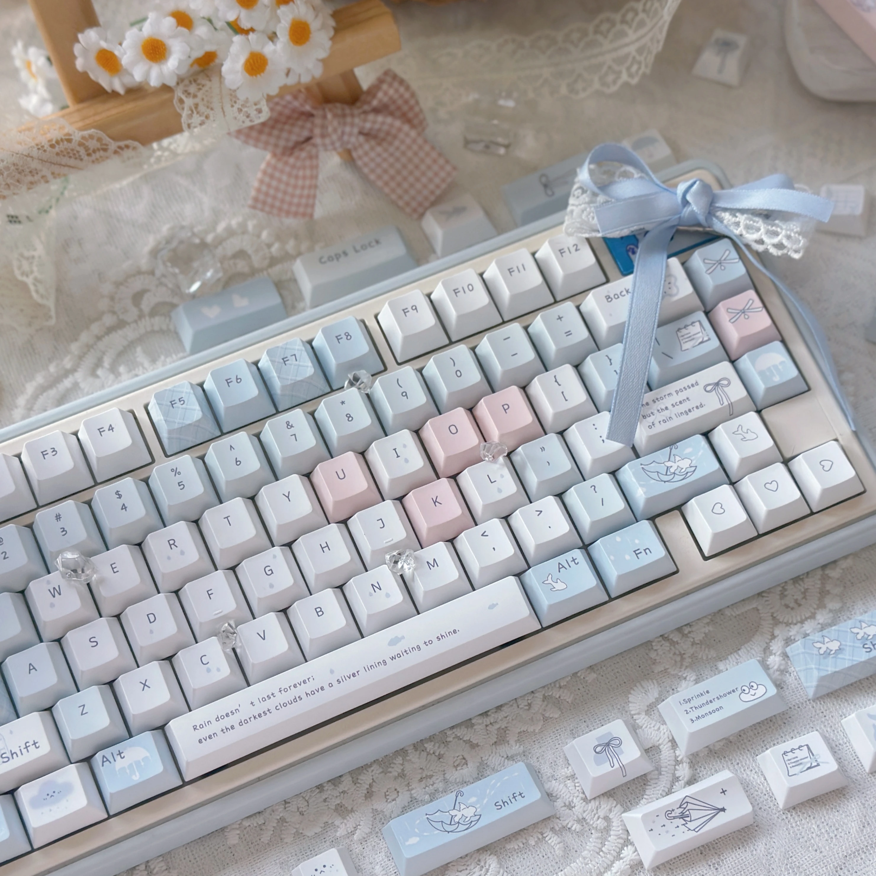MAIMOOO Blue Rain Tastenkappen Hellblau Morandi Blue Cherry Pbt Personalisierte süße Tastenkappen 130 Tasten für Aula F75/F99 Image