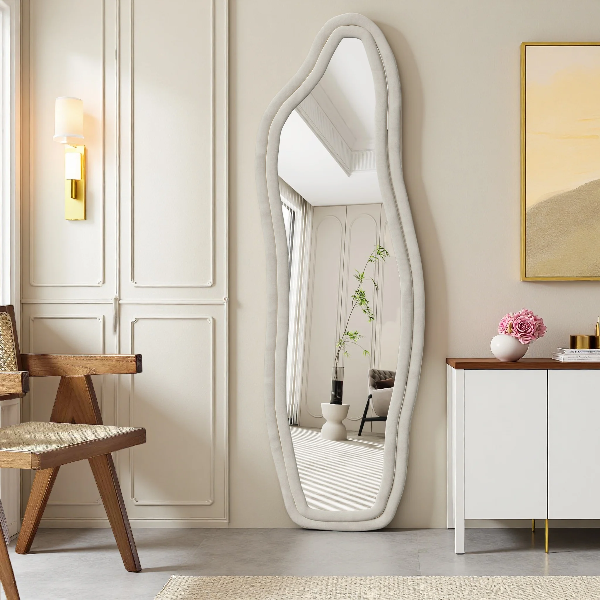 Superaly 140×45cm Moderner Großer Welliger Wandspiegel mit Ständer, Ganzkörperspiegel, Aufhängbar, mit Holzrahmen für Schlafzimmer Image