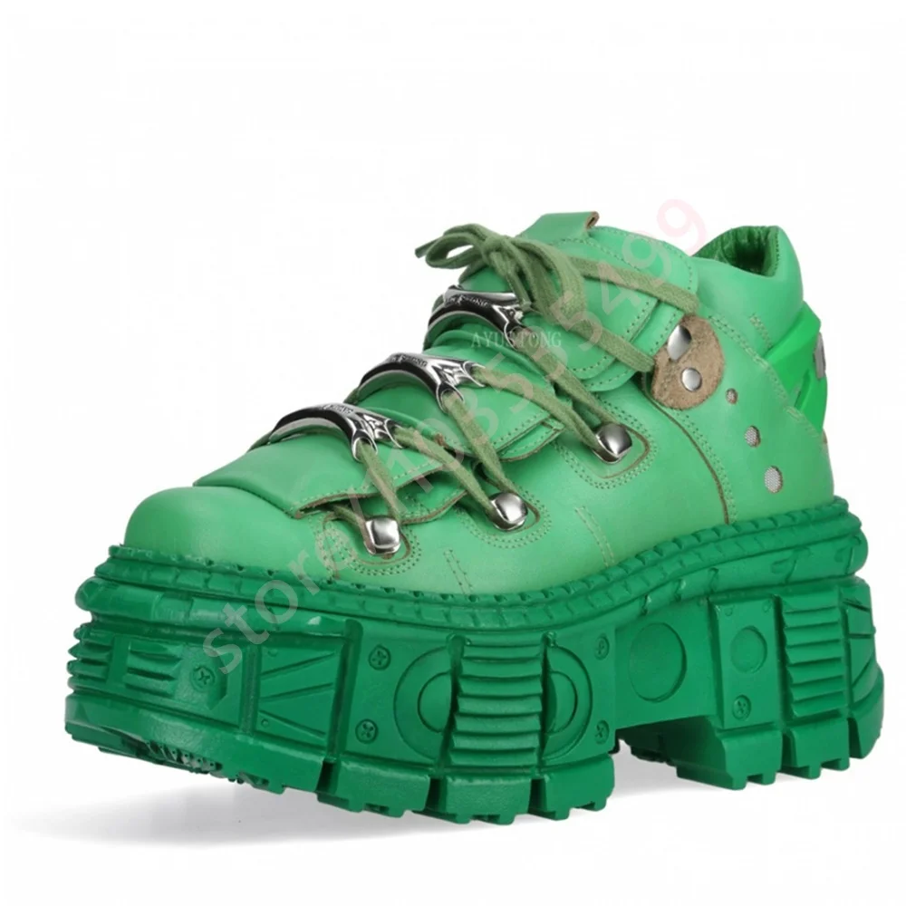 Dickbesohlte Punk-Nieten-Y2K-Kurzstiefel, 2023, Herbst, neue runde Zehen, Straße, Rock, Sport, Freizeitschuhe, modische Schnürstiefeletten