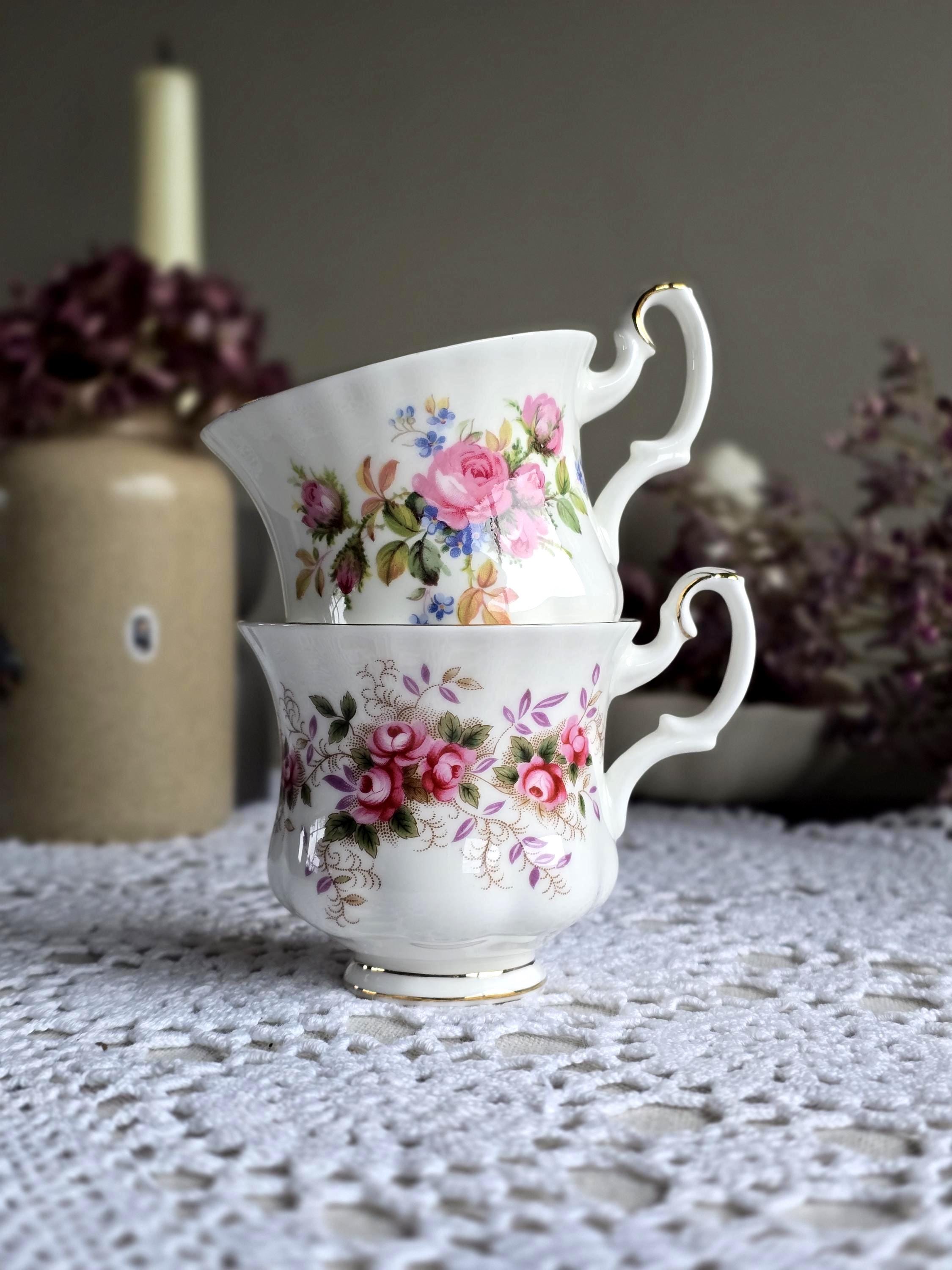 Tazze vintage in porcellana Bone China Royal Albert - Duo Lavender Rose e Moss Rose - Tazze da tè con motivi floreali inglesi, finiture dorate, set da