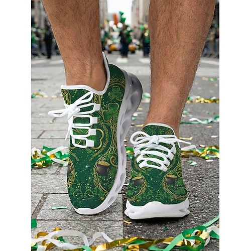 Grüne Herren-Sneaker mit Paisleymuster zum St. Patrick's Day – trendige Sportschuhe mit bequemer, luftgepolsterter Plateausohle, perfekt für Paraden festliche Veranstaltungen Image