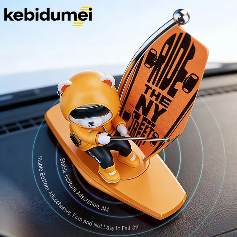 Kreativer Segelboot-Bär als Auto-Armaturenbrett-Ornament, Schwingende und Rotierende Cartoon-Auto-Dekoration, Auto-Innenausstattung Zubehör Image