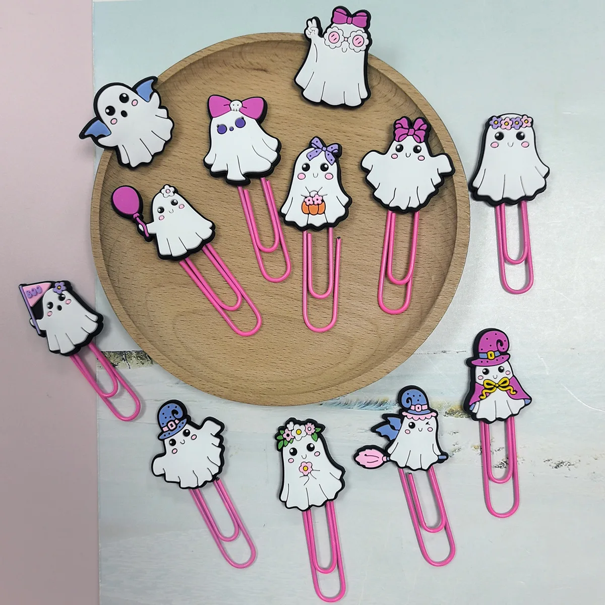 15 Stück zufällige Muster Halloween Cartoon Lesezeichen DIY Student Briefpapier rosa Aufbewahrung Büroklammern kleiner Geist Büroklammern süßes Halloween-Geschenk Image