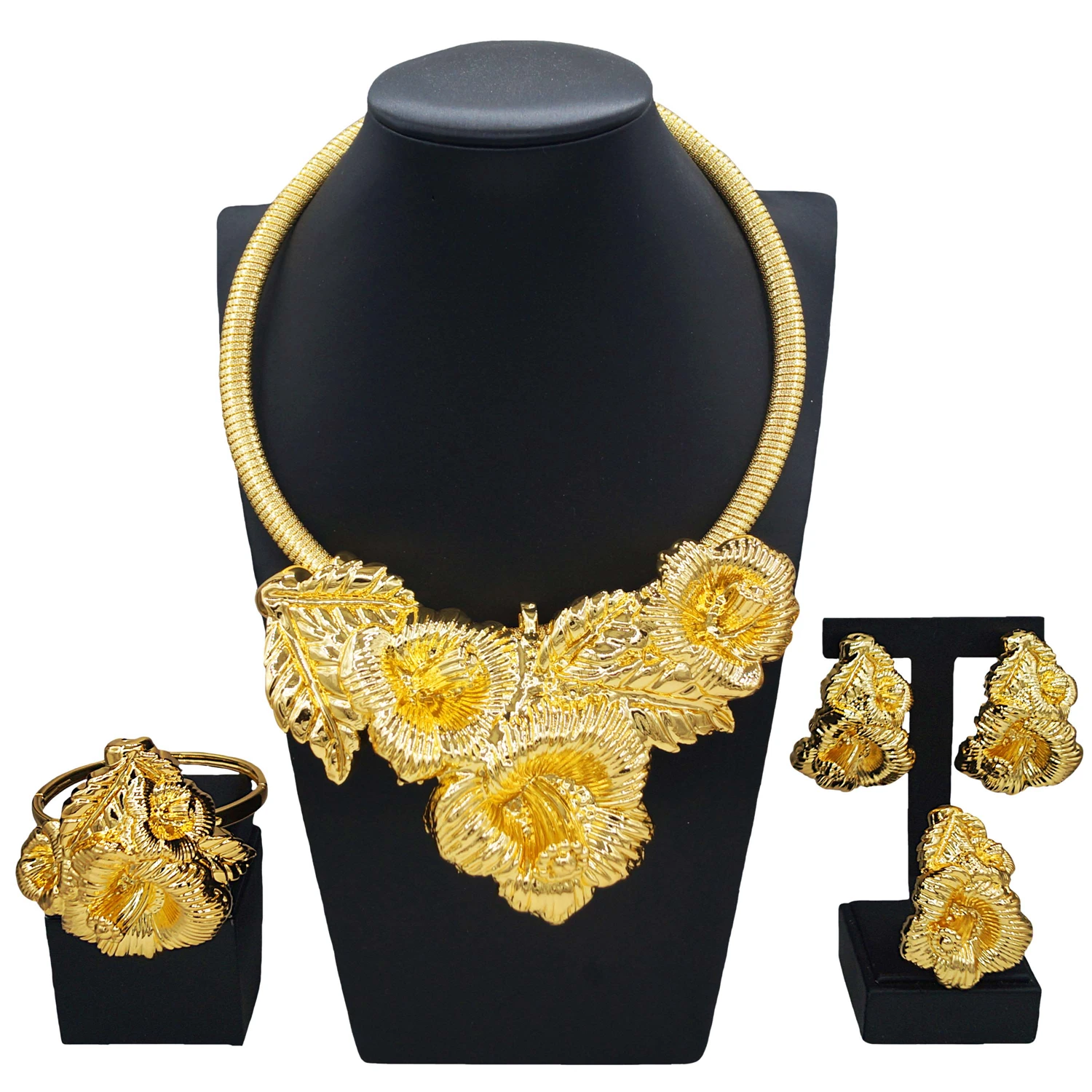 Neues trendiges Schmuckset für Frauen, italienischer vergoldeter Blumenanhänger, Party-Modeschmuck, Damen-Geschenk, Designer-Stil, hohe Qualität Image