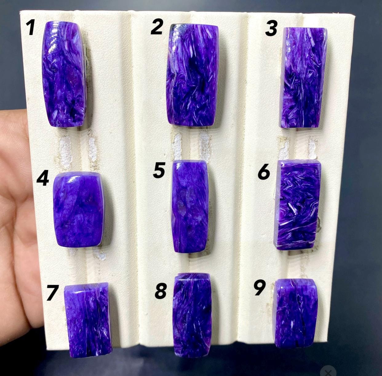 Pietra preziosa naturale di charoite, cabochon di charoite russa, pietra preziosa semipreziosa di charoite, pietra preziosa di forma rettangolare,