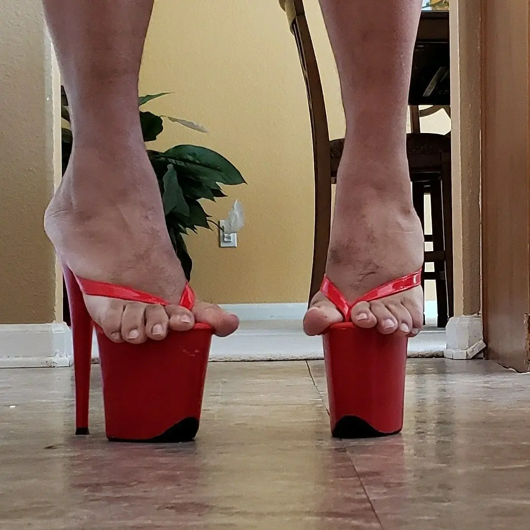 Rot Slip Auf Hohl Plattform Flache Sandalen Thin High Heel Mode Kühlen Sexy Sommer Casual Große Größe Frau Schuhe Zapatillas Mujer