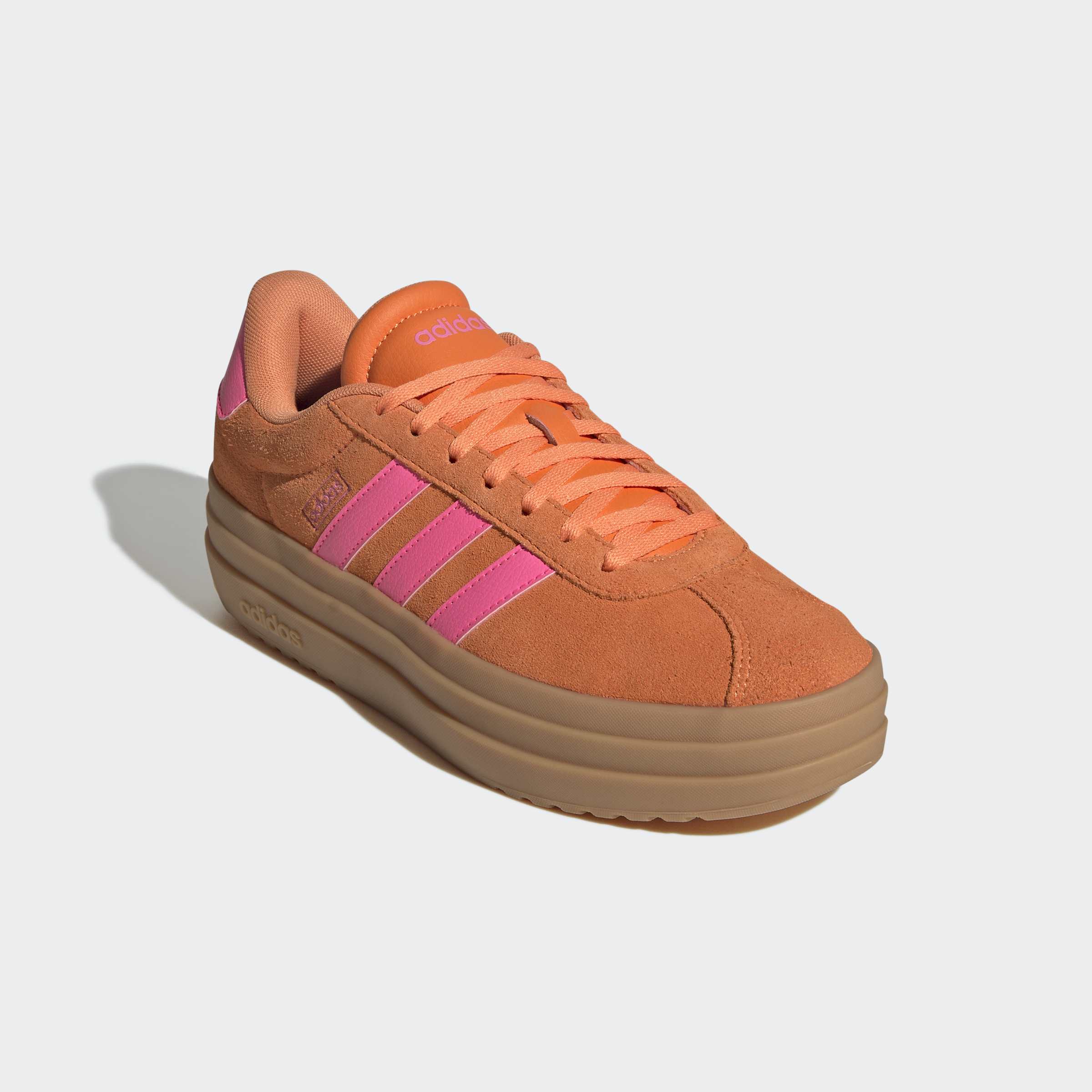 Plateausneaker ADIDAS SPORTSWEAR "VL COURT BOLD", Damen, Gr. 38, orange (pure orange, lucid pink, gum 3), Leder, Synthetik, Schuhe Plateausneaker, inspiriert vom Design des adidas gazelle bold