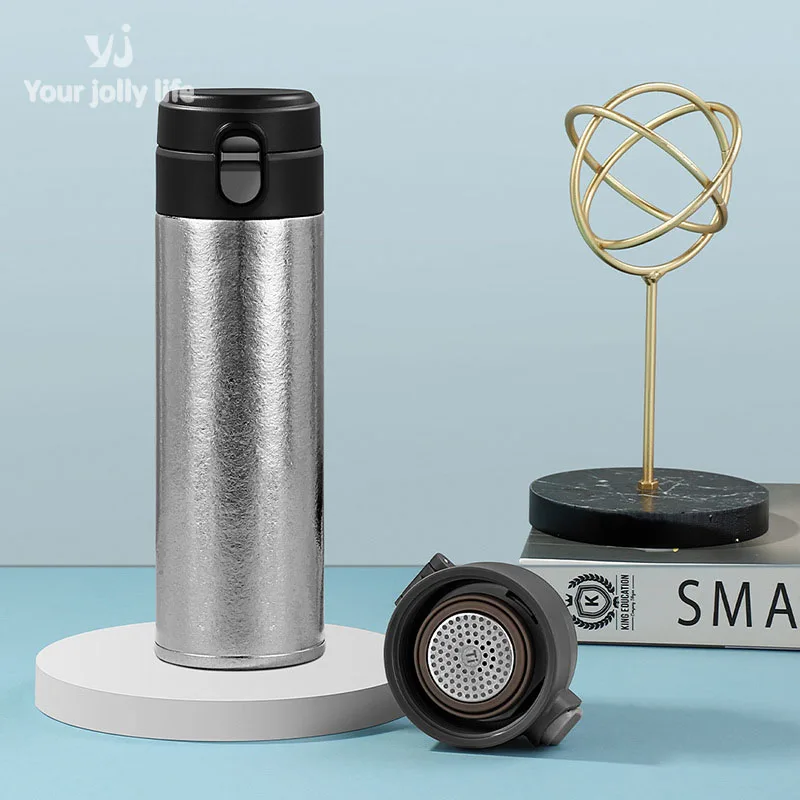 Thermosbecher aus reinem Titan mit Sprungdeckel, offen mit einem Klick, doppelschichtiges Trinkgeschirr, Isolierflaschen, tragbare Autowasserflasche, 480 ml Image