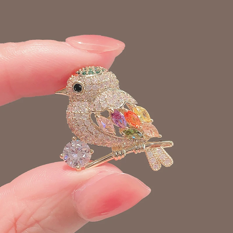 【Pace】Nuova moda Spille per uccelli per donne Ragazze Spille con strass di cristallo Spille Distintivi animali lucidi Gioielli per signora