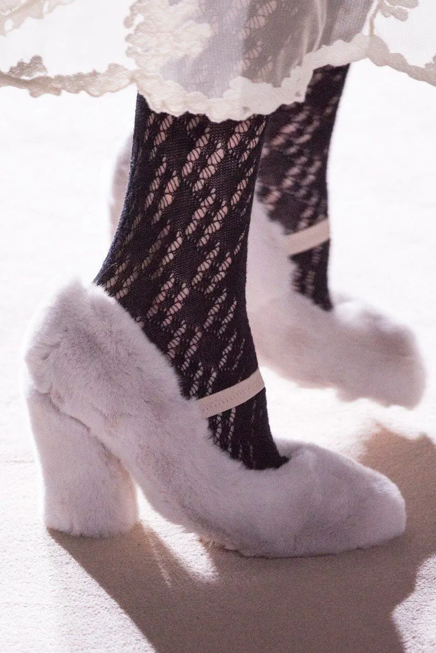 Damen-Schuhe in Rosa und Lila, pelzig, warm, Blockabsatz, runde Zehenpartie, Slip-On, elegantes Kleid, Abendparty-Schuhe, neuer Stil