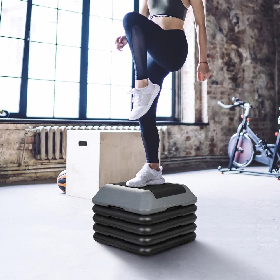 Adjustable Exercise Step Platform, Nonslip Aerobic Step With Risers, Indoor Gym Fitness Equipment Adjustable Exercise Step Platform, Nonslip Aerobic Step With Risers, Indoor Gym Fitness Equipment
