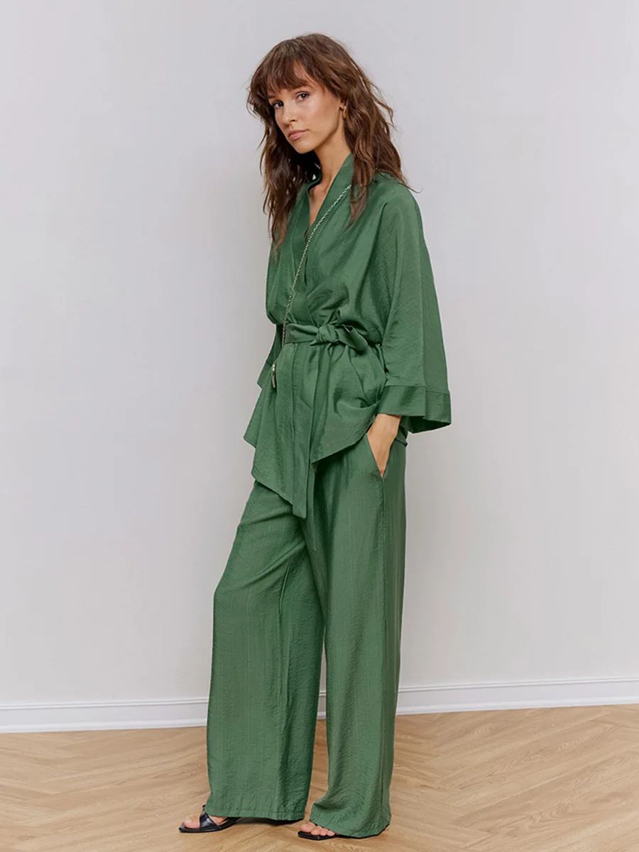 Premium Autumn Green Womens Pajama Set Soft Long Sleeve Pajama Set With Lace Up Top & Loose Lounge Pants l