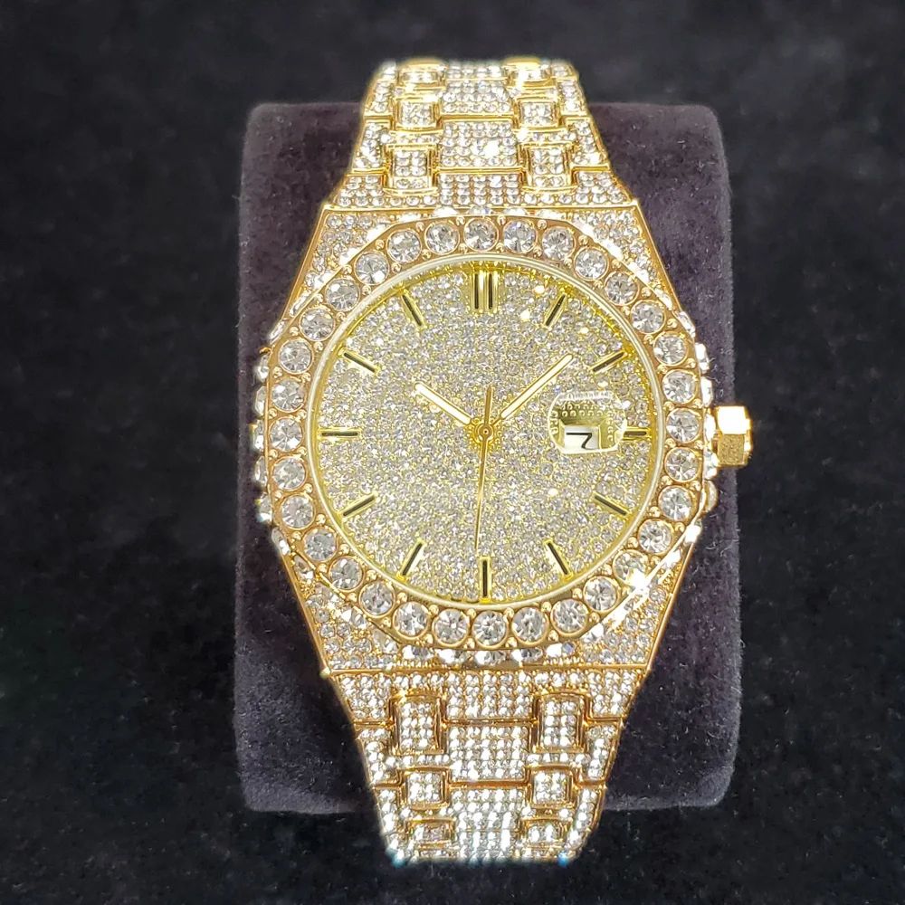 UNIGUET DA04 Iced Out Gold Diamond Men's Luxury Quartz Watch Stainless Steel Hip Hop Style golden