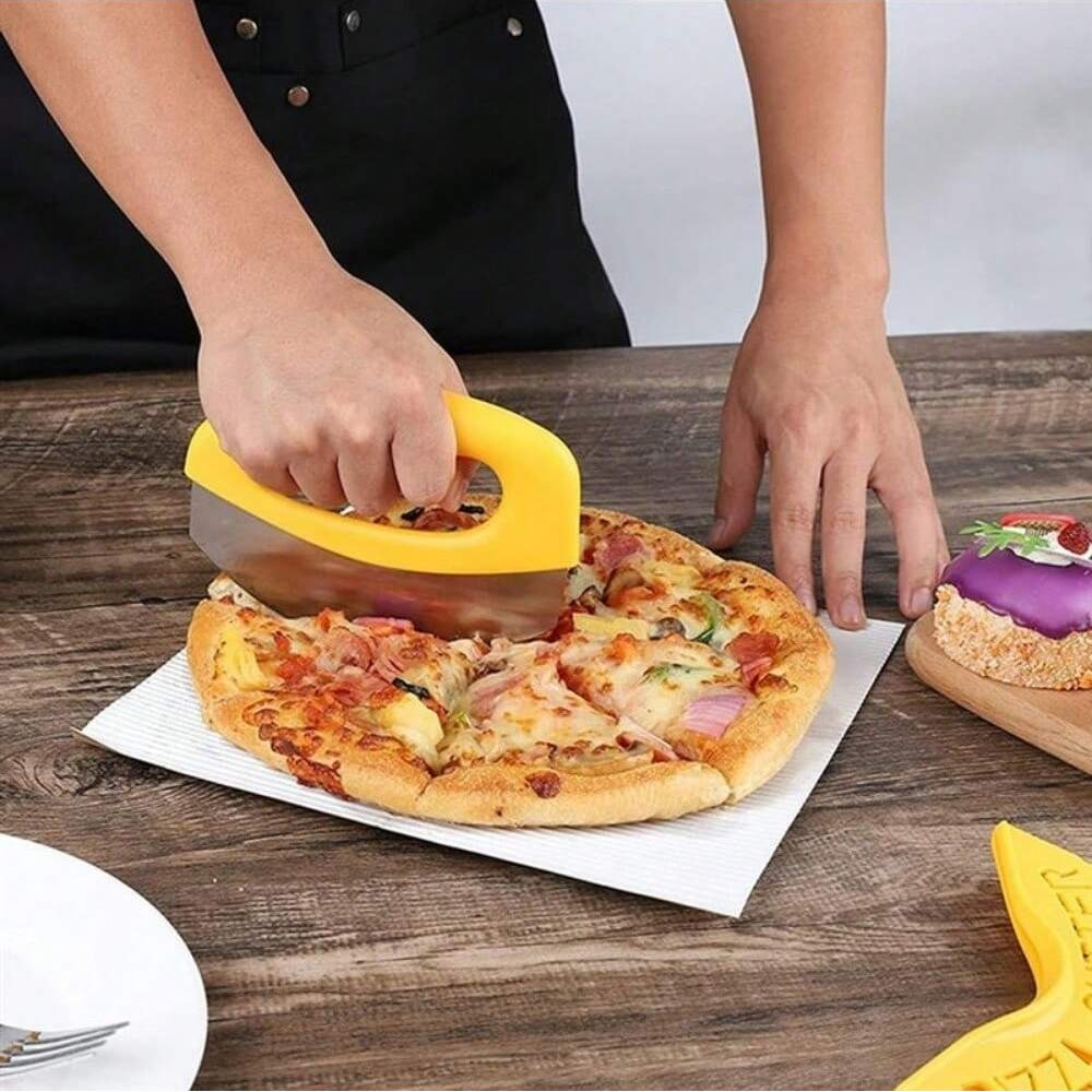 Stainless Steel Pizza Cutter With Cover Precise And Effortless Pizza Slicing Tool Stainless Steel Pizza Cutter With Cover Precise And Effortless Pizza Slicing Tool
