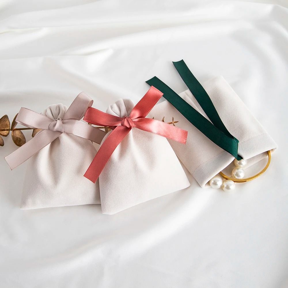 Velvet Jewelry Bags 10 Pcs Suede Gift Packaging light Green White 5.9 X 7.9 In