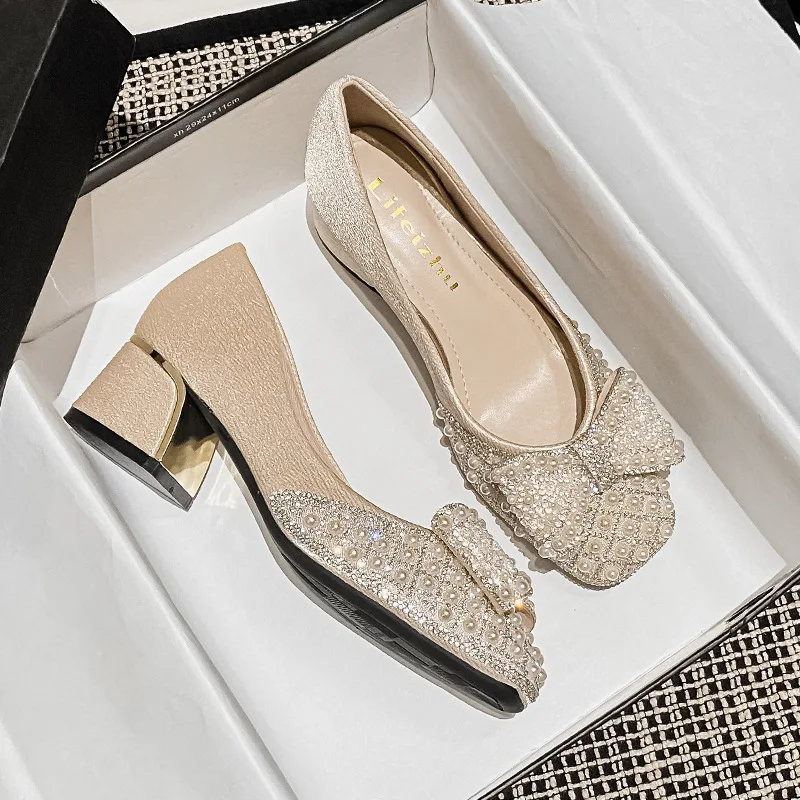 Größe 35–43 Damen-Hochzeitspumps, mittlerer Absatz, quadratische Zehenpartie, Büro-Damenschuhe, Perlen, Diamanten, Schleife, Dekoration, Party-Schuhe