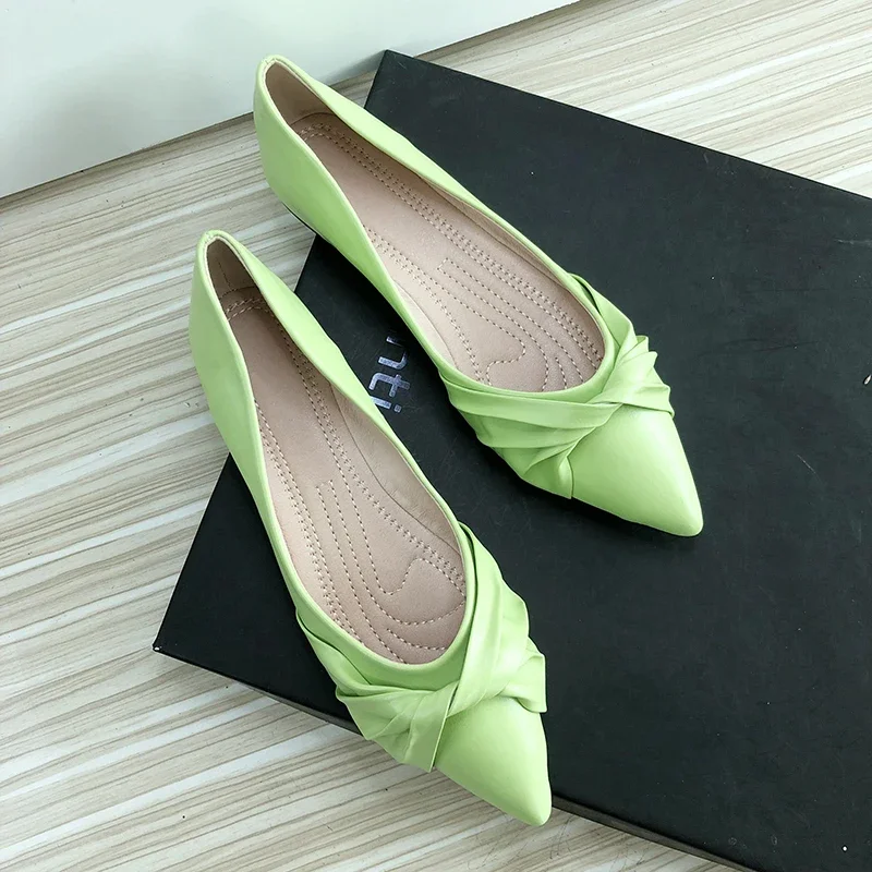 Flache Bootsschuhe für Damen, einfarbig, 2025, Frühling und Sommer, neue spitze Zehen, schwarze flache Schuhe, Slip-on-Größe 33–44, Mary Jane-Lazy-Schuhe