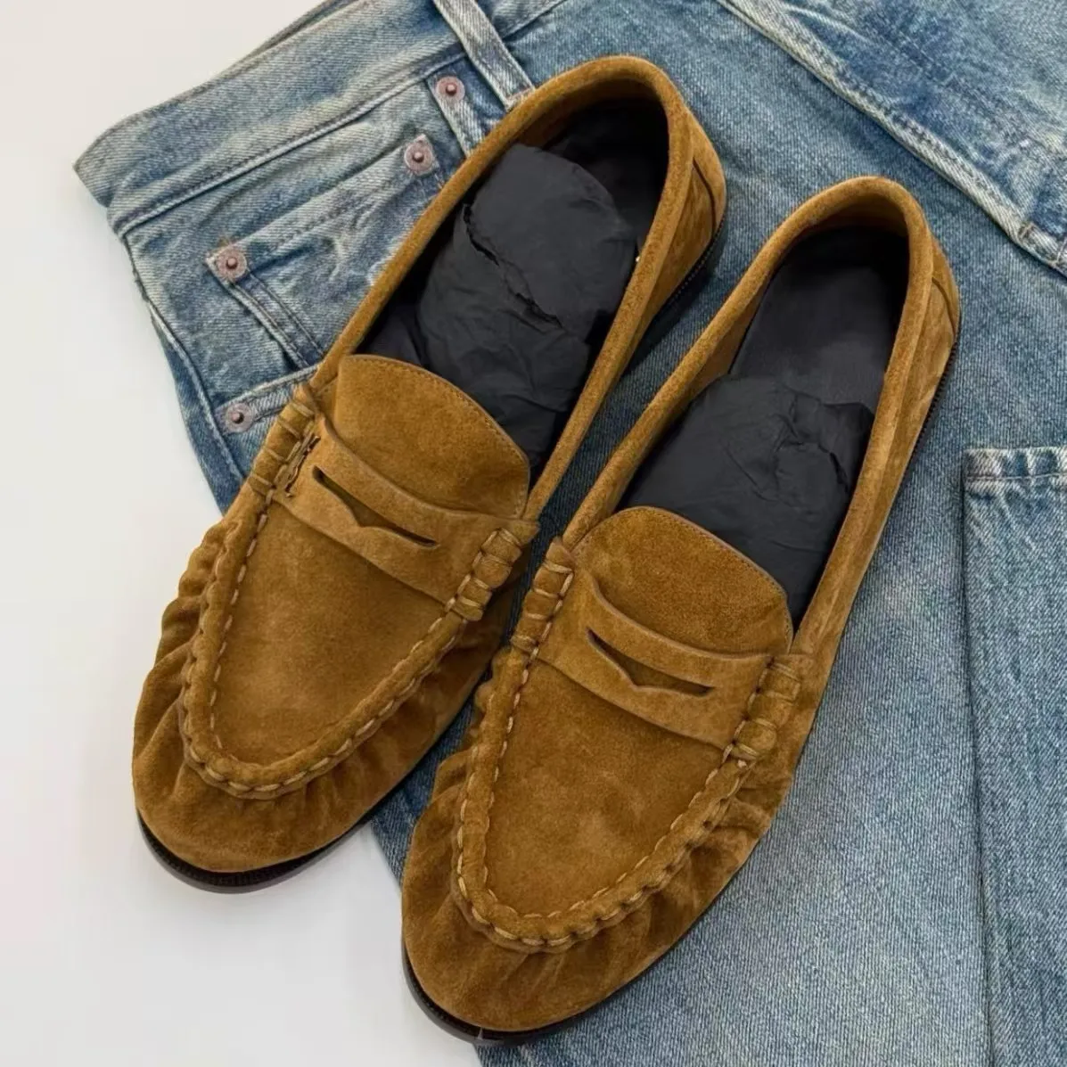 Women's Suede Leather Penny Loafers Shoes Casual Slip-on Moccasins Vintage Loafers Driving Shoes for Daily and Office Wear Shoes