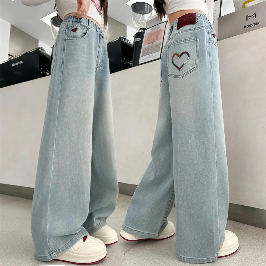 Frühlings-Kinder-Y2K-Streetwear-Jeans mit Herz-Stickerei-Tasche für Mädchen, Harajuku Retro Gewaschene Modische Denim-Hose Image
