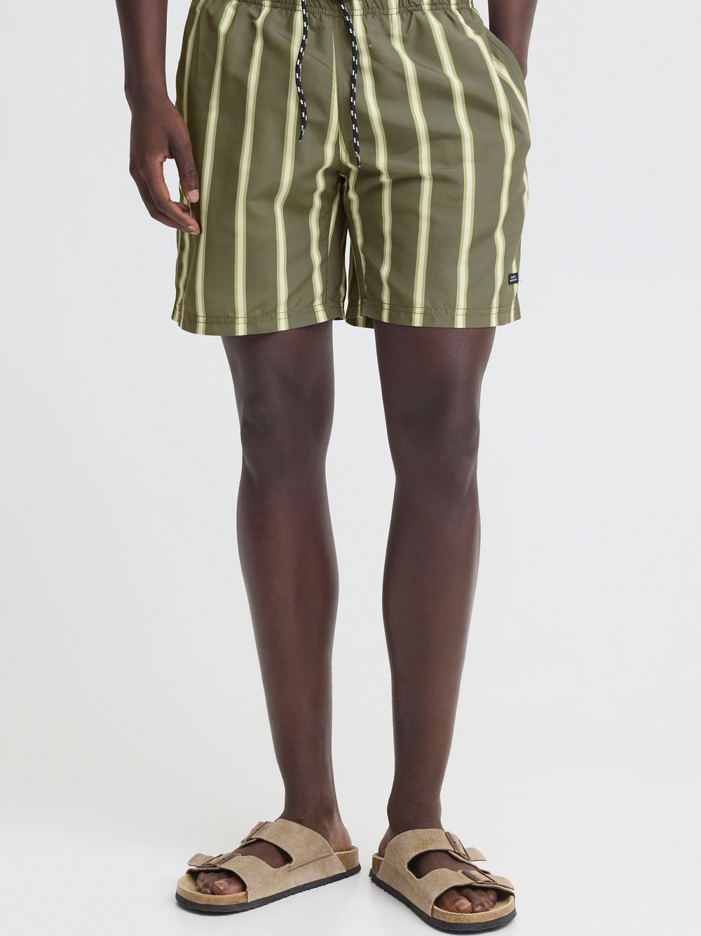 BLEND Shorts Herren oliv, XL Image