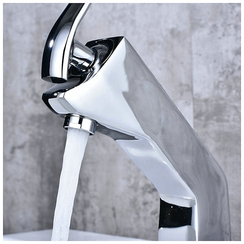 Kupfer-Waschtischarmatur, Wandmontage, verchromter Centerset-Einhand-Einloch-Badarmaturen mit heißem und kaltem Wasser Image