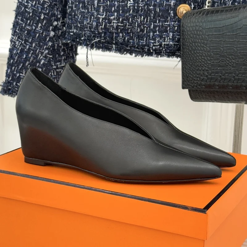 Keile Flache Leder Wildleder Pumps Sexy Spitzschuh Slip On Solide Akzeptieren Maßgeschneiderte Neuankömmlinge Mode Frauen Moderne Schuhe