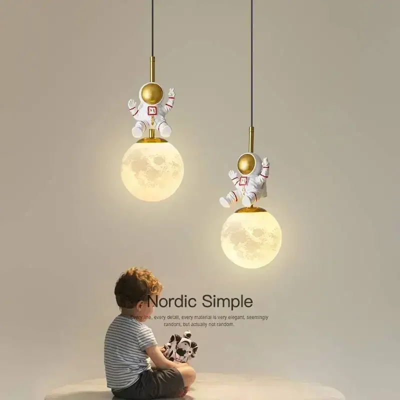 Moderne LED Kreative Nacht Anhänger Licht Astronaut Kronleuchter Für Kinderzimmer Design Mond Lampe Nachtlicht Kinderzimmer