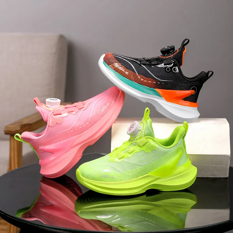 Leichte Outdoor-Laufschuhe für Kinder, modische, atmungsaktive Sportschuhe für Kinder, rutschfeste Plateau-Turnschuhe, große Größe 39