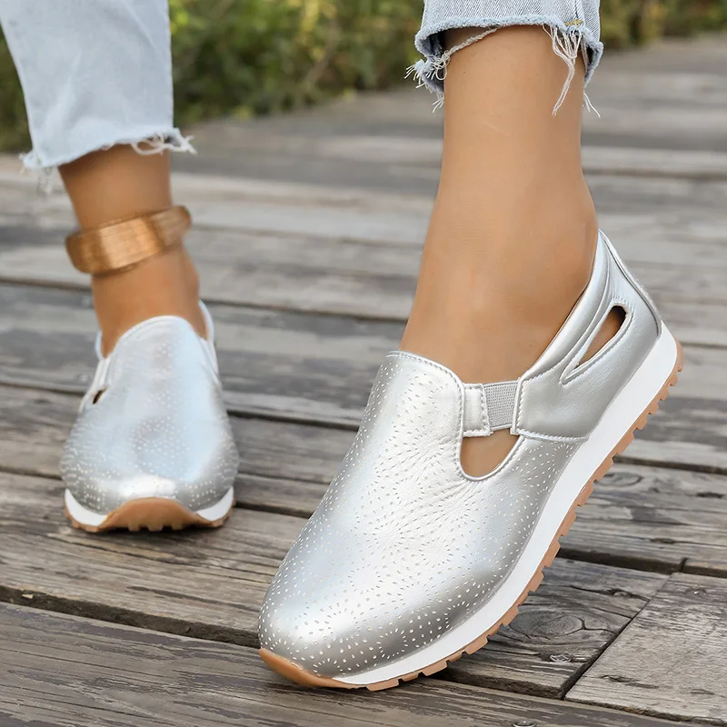 Plus Größe 43, rutschfeste Slip-On-Flache Schuhe für Damen, bequeme niedrige Absätze, Pu-Leder, Freizeitschuhe für Damen, hohle Plattform, flache Schuhe