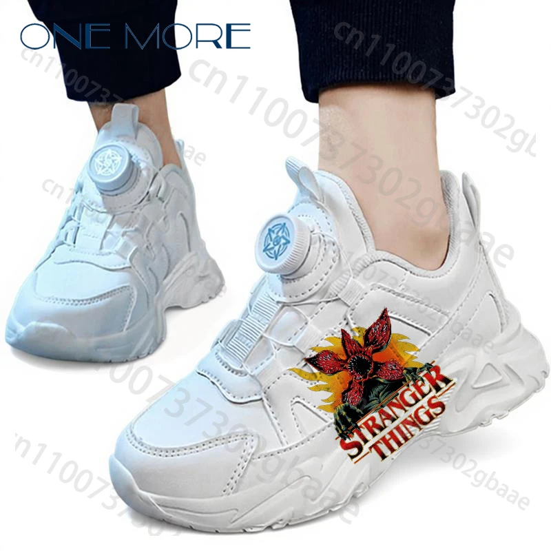 2026 Stranger Things Jugend Kinder Weiße Schuhe Beliebte ELEVEN 11 Drehknopf Einfaches Design Mode-Sneaker für Jungen Mädchen