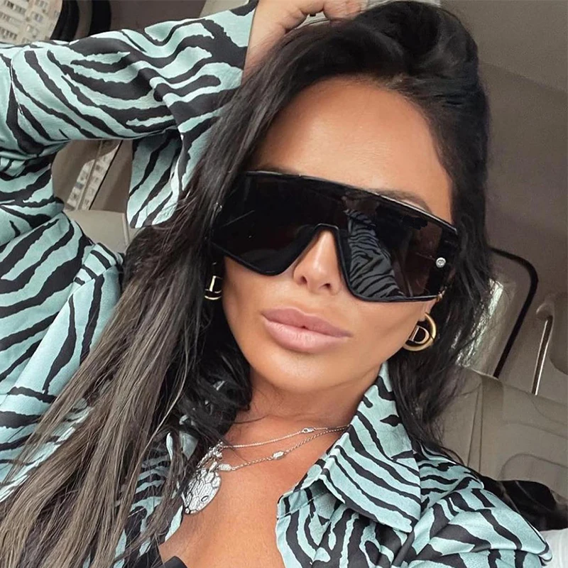Moda occhiali da sole classici uomo donna marchio di lusso occhiali da sole da aviatore rossi trasparenti Oversize occhiali da sole femminili occhiali da sole monopezzo