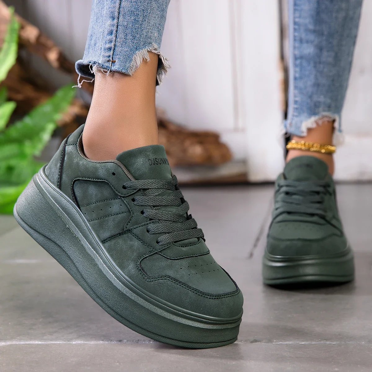 Damen-Sportschuhe mit Dicker Sohle, Leichtgewichtig, Frühling und Herbst, Neue Weiße Casual-Schuhe mit Erhöhter Sohle