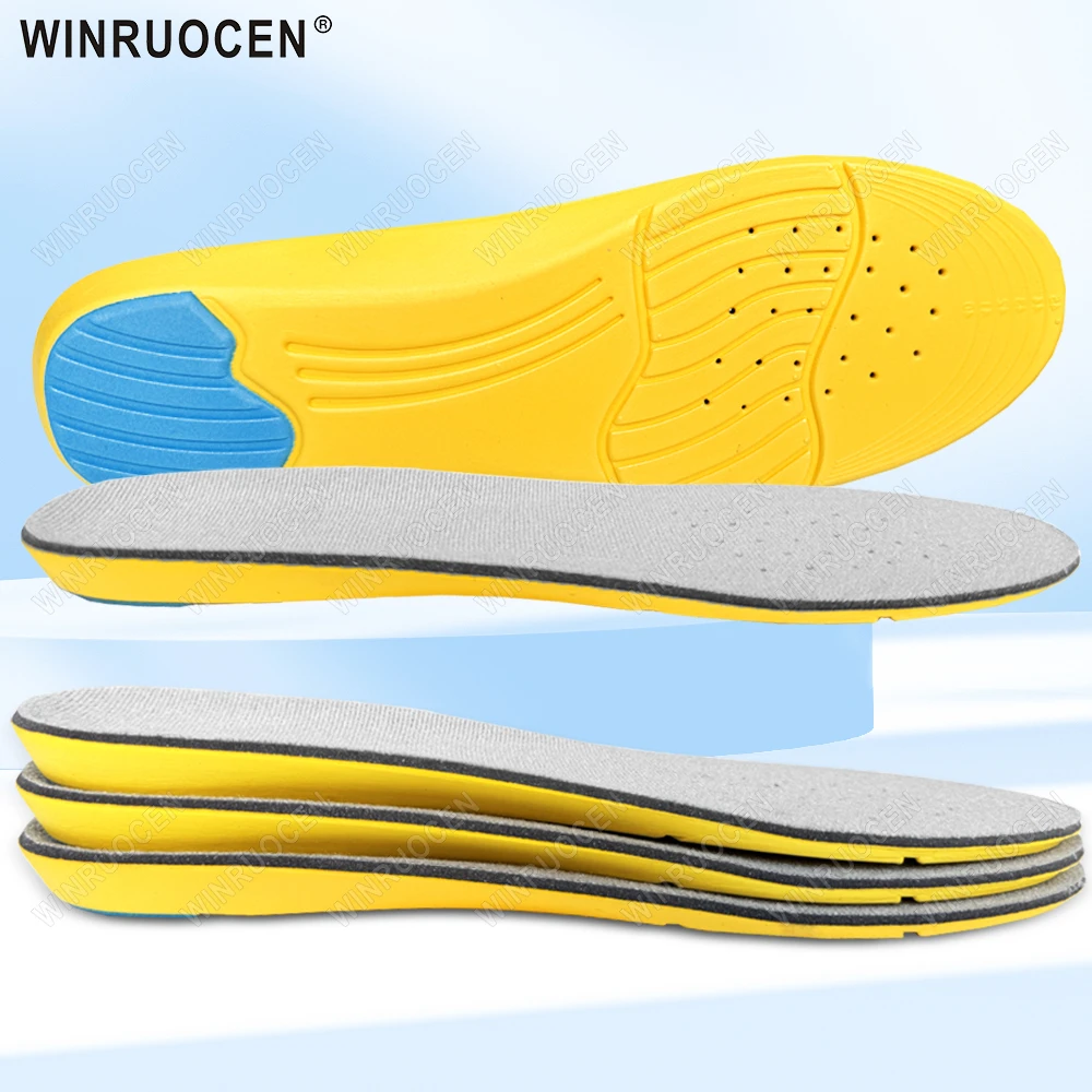 2/4 Stück neue Unisex-Sport-Einlegesohlen aus hochelastischem Memory-Schaum, schweißabsorbierend, Deodorant, atmungsaktiv, zum Laufen, für den täglichen Gebrauch, Mann und Frau Image