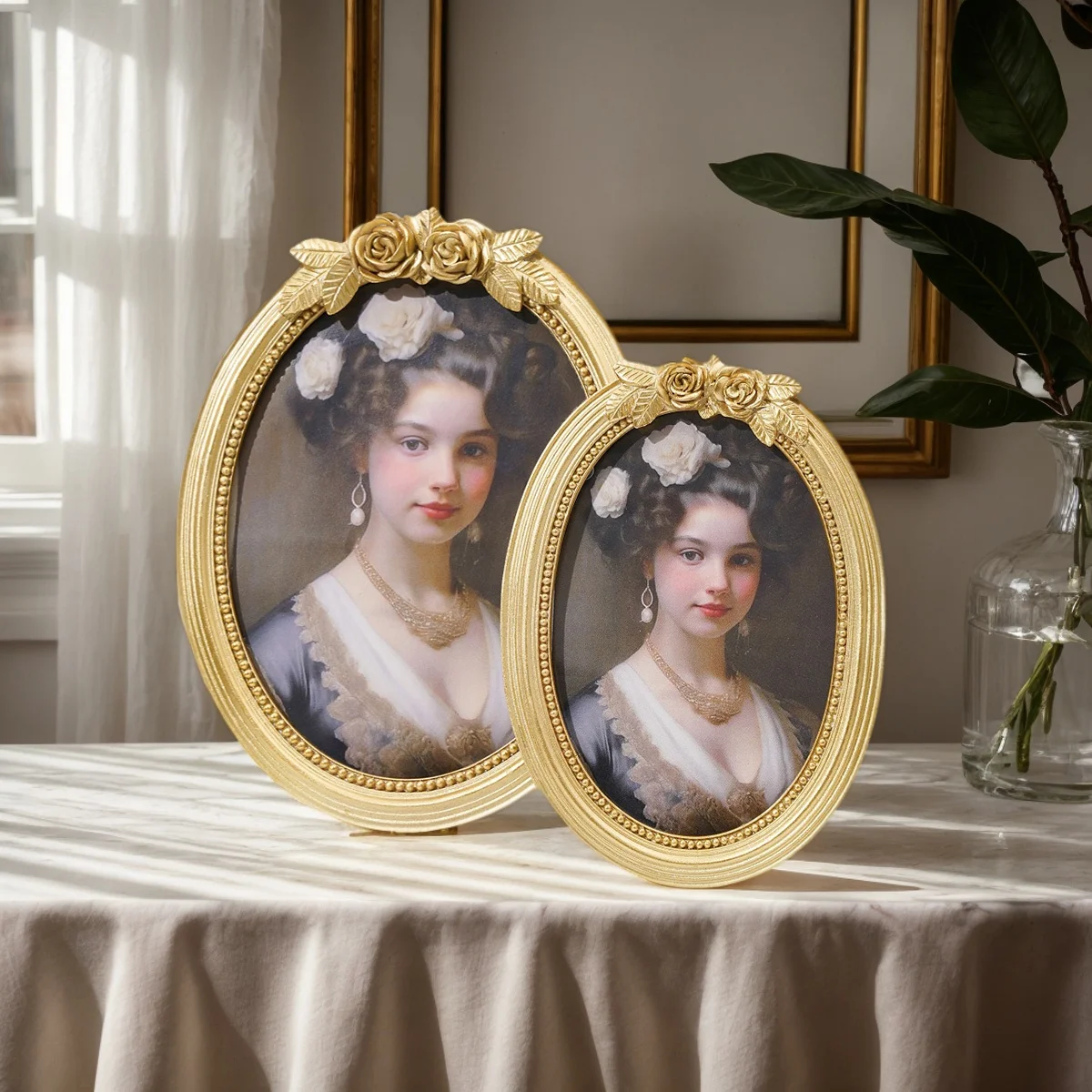 1 STÜCK, goldener dreidimensionaler rosafarbener ovaler dekorativer Fotorahmen, goldener dekorativer Desktop-Fotorahmen im europäischen Stil Image