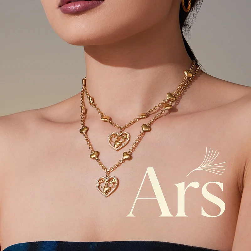 Halskette aus 316L-Edelstahl für Damen, 18 Karat vergoldete Kettenhalsketten mit eingelegtem, glänzendem Zirkon, ausgehöhlter Herz-Anhänger-Halskette Image