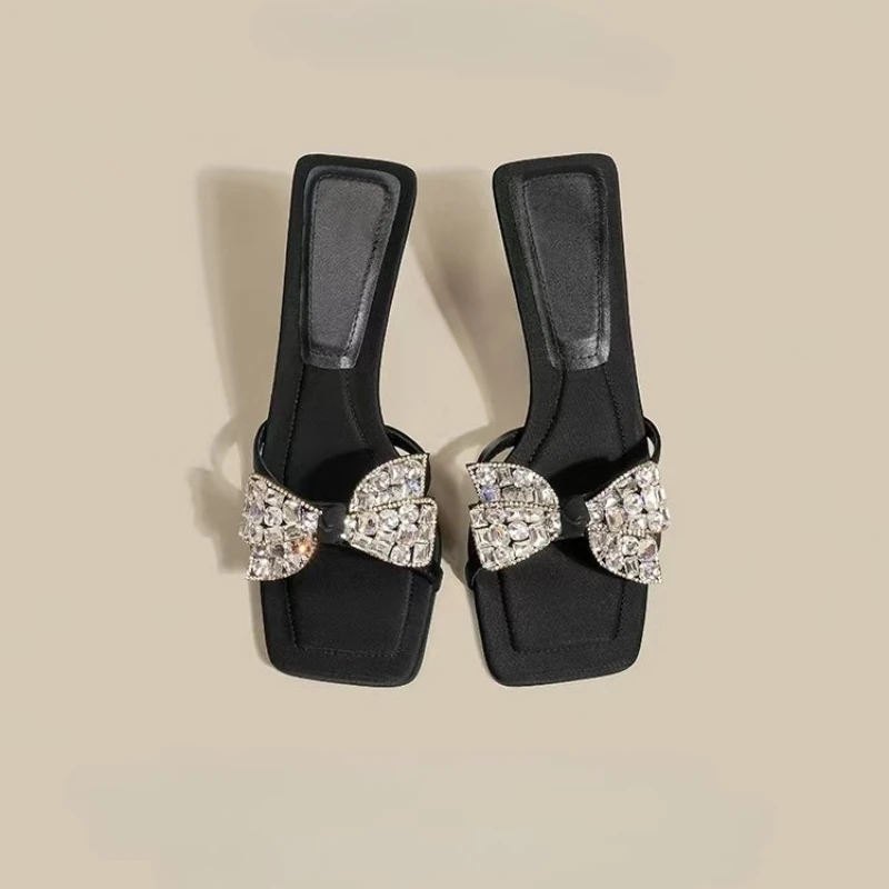 Kristall Bogen Frauen Hochhackige Sandalen Partei frauen Schuhe Sommer Neue Marke Hausschuhe Sexy Kleid Flip Flop Slingback Rutschen Frau